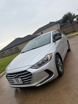 Hyundai Elantra 2017