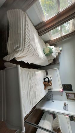 2 Twin Bed With Mattress 