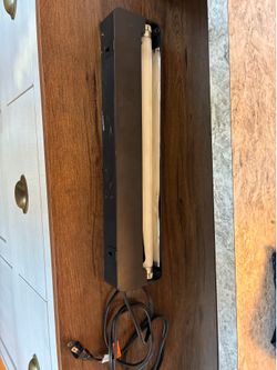 UVB light 18 inches
