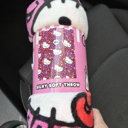 Hello Kitty Silky Soft Throw 