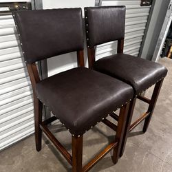 Set of 4 Chairs – 2 Bar Stools + 2 Dining Chairs (Excellent Condition) 
