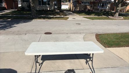 Folding table 6 foot table
