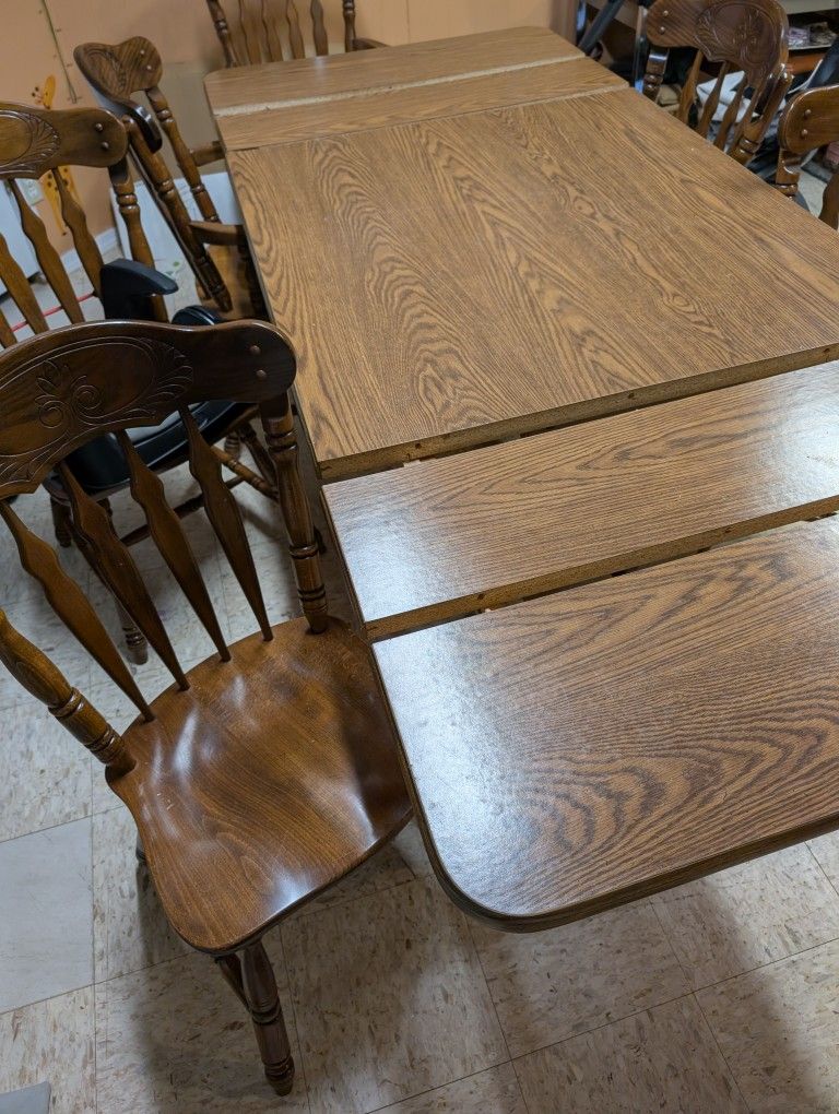 Extendable Dining Table
