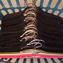 Huggable Hangers 50 Piece 