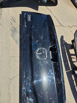 Dodge ram 2500 tailgate oem