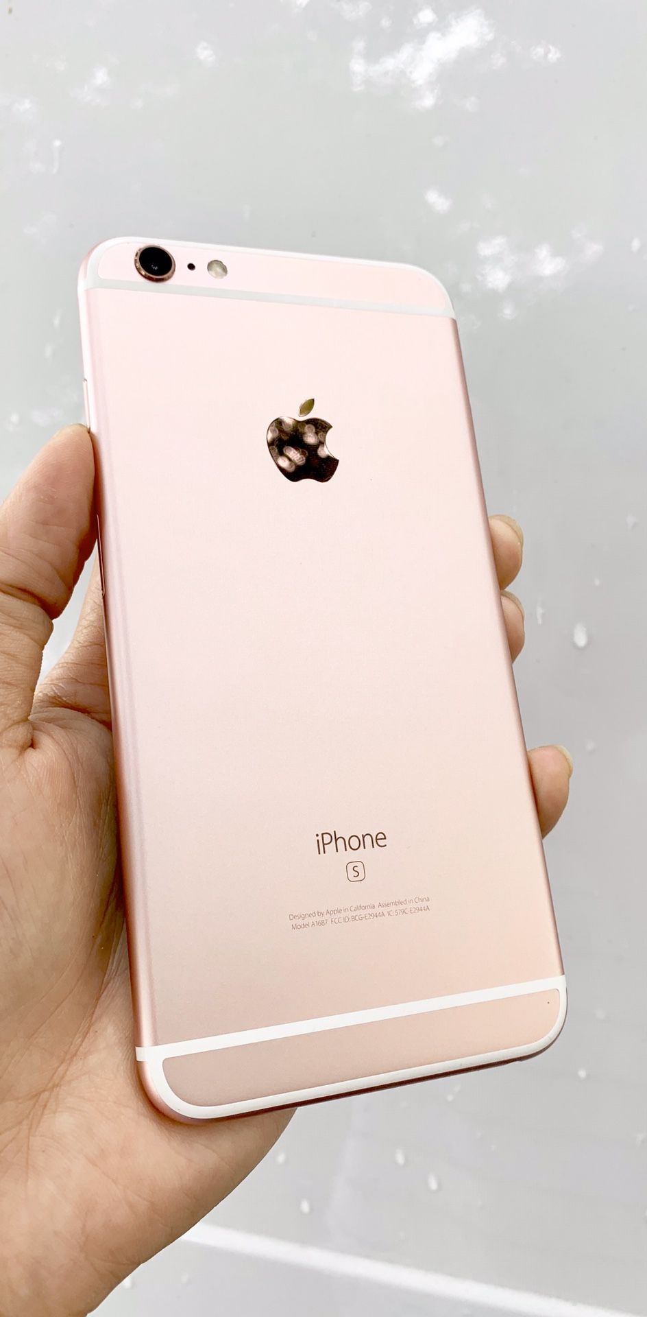 iPHONE 6S PLUS UNLOCKED - LIKE NEW - REAL PÍC