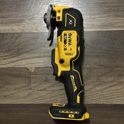 DEWALT 20V MAX XR Cordless Brushless 3-Speed Oscillating Multi Tool (Tool Only)