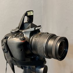 Nikon dx3300 DSLR camera