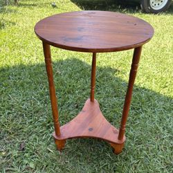 Round Table 