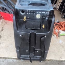 Nautilus Commercial Shampooer 