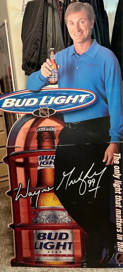 Wayne Gretzky Bud Light Cardboard Stand-Up Standee 3x6 NHL Beer Display Sign Mancave
