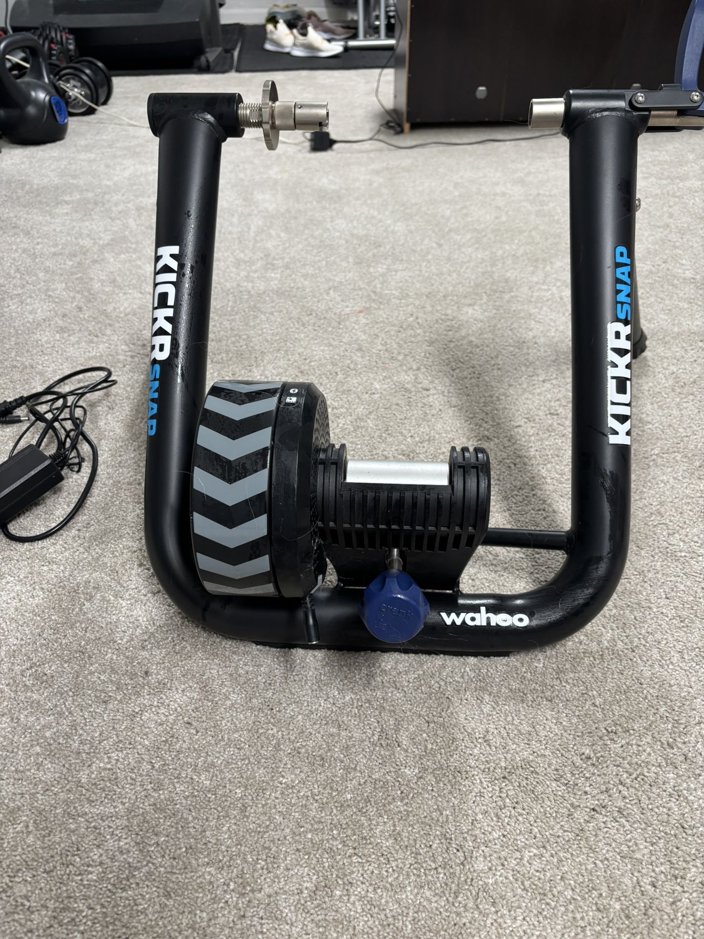 WAHOO KICKR SNAP Indoor Smart Trainer