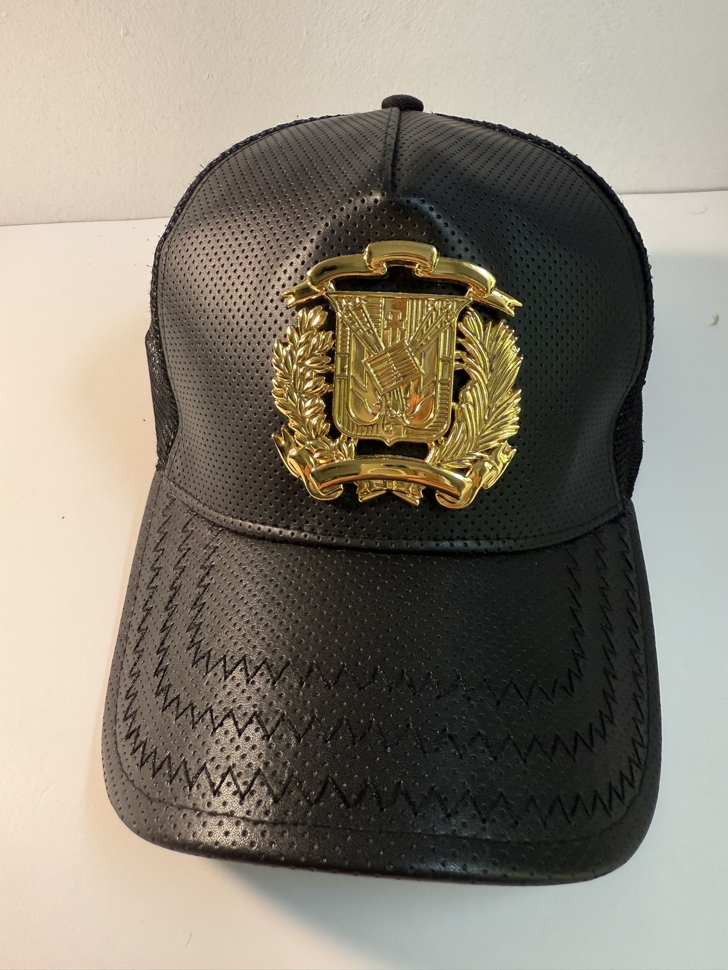 Black Cap With Iconic DR Flag Logo