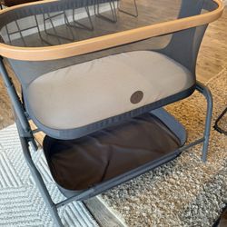 Maxi Cosi Baby Bassinet 