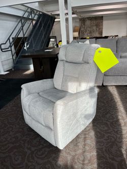 Swivel Recliner
