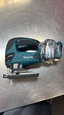 Makita LXT Cordless Jigsaw with Battery and usb adapter