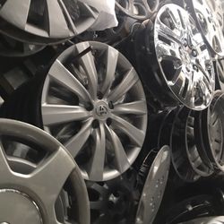 Hubcaps & Wheels  All Makes Models. Toyota , Nissan , Ford, Chevy , Ask Me For Price.