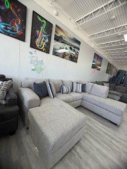 Gray Fabric Sectional Sofa with Chaise