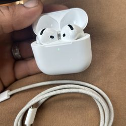 AirPods 4
