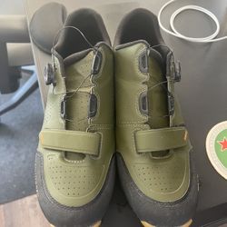 Bontrager Men’s Cycling Shoes Size 14