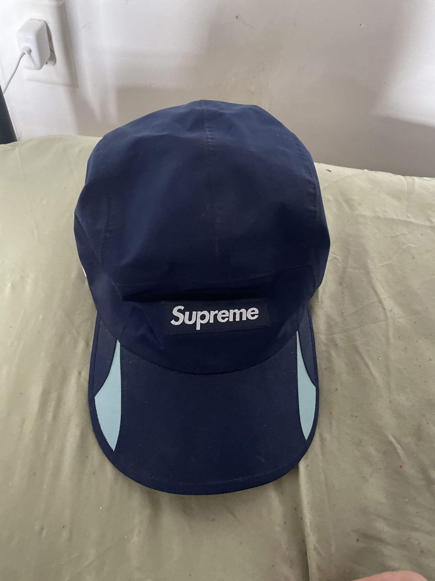 Supreme Hat 