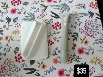 Rhode case and gloss