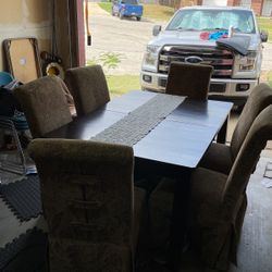 Solid Wood table With Leaf And Six Chairs