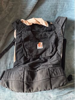 Ergo baby carrier