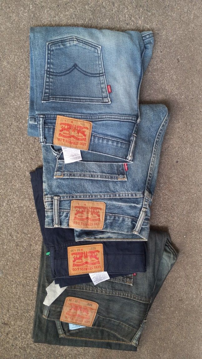 32x30 Levis Jeans Mens
