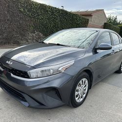2022 Kia Forte Fe 