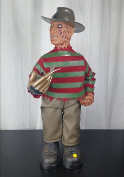 2008 Gemmy Talking Freddy Krueger 14” Tall Doll  A Nightmare on Elm Street WORKS
