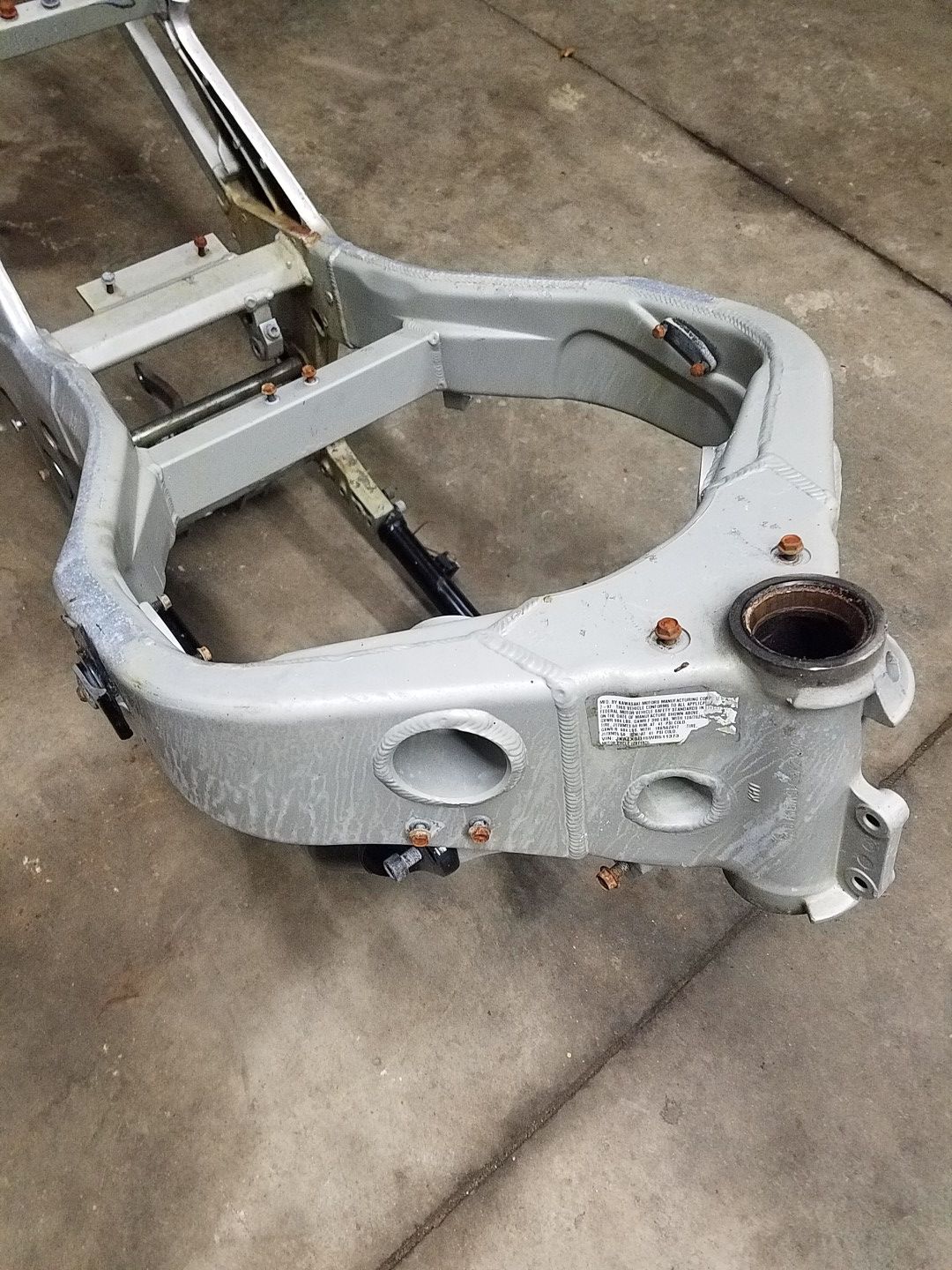 1998 ZX11 MOTORCYCLE FRAME many other parts no title