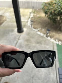 Versaces Used Like Twice 