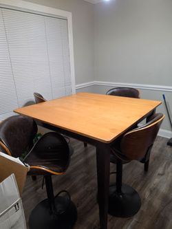 Dining set