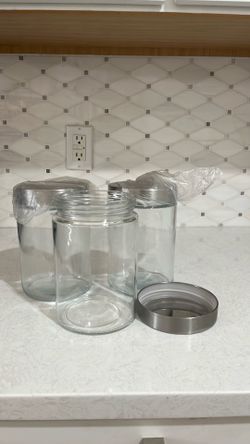 Glass storage canisters