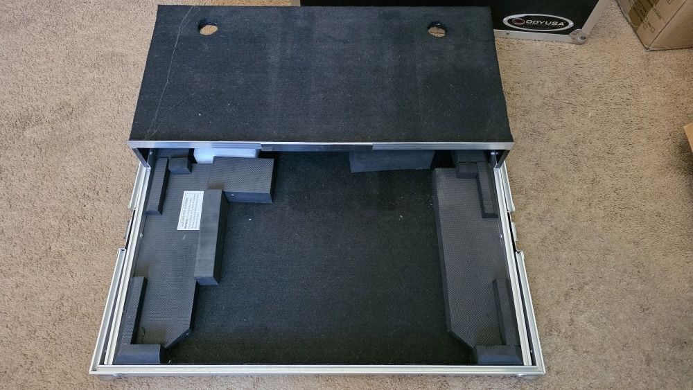 Odyssey DJ Mixer Case w Laptop Deck