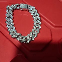 Vvs Mossinate Braclet Chain