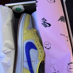 Jordan 1 Low Travis scotts Canary