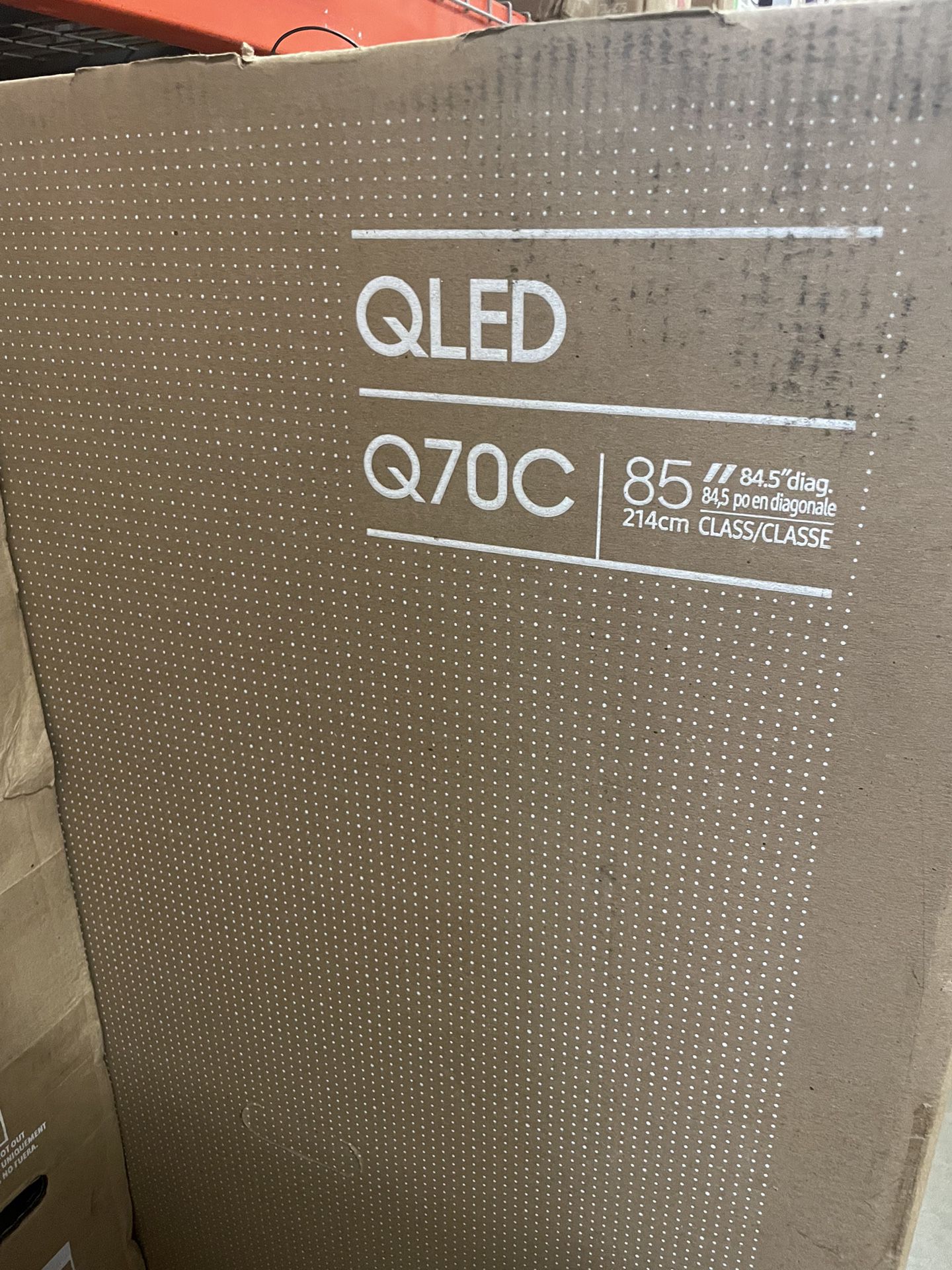 Samsung - 85" Class Q70C QLED 4K UHD Smart Tizen TV