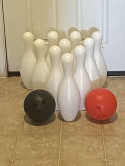 Play Day Jumbo Bowling Set