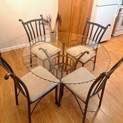 Eat In Kitchen Dinner Table 4 Ft. Glass Top 4 Chairs
