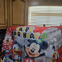 Mickey Mouse BIRTHDAY PARTY KIT 