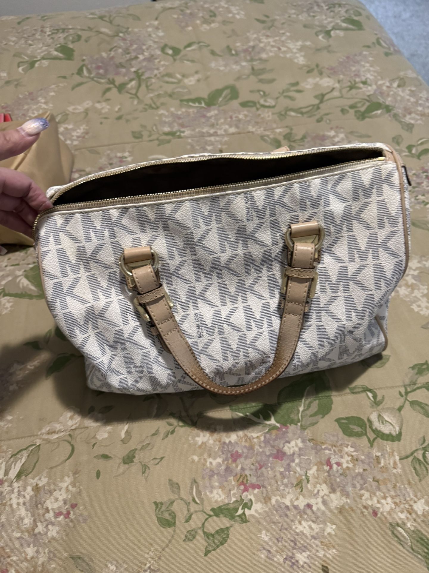 Michael Kors Purse And Wallet