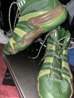 Kobe Bryant/Adidas Krazy 8  - Size 11 1/2