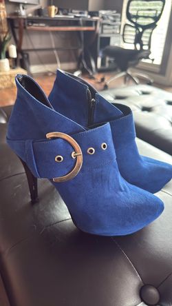💙 Blue Ankle Boots — $30