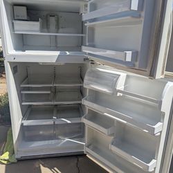 Fridge/freezer $125