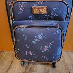 New Chaps Floral Luggage Suitcase Roller Carryon