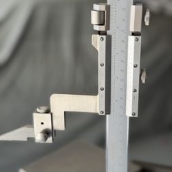 Helios Vernier Height gauge 20” with storage box.