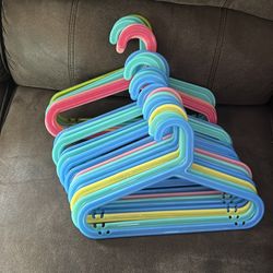 Kids hangers