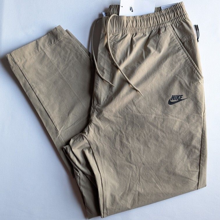 Nike Sportswear Tech Essential Commuter Pants Beige Men's Size XL DM6621-247 New